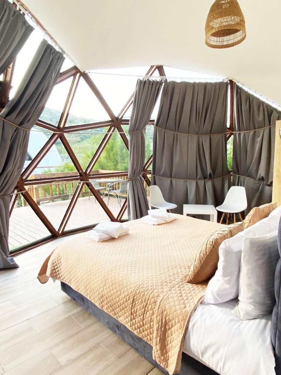 ホテル Amazing Cyprus Glamping Domes - Glamping Cyprus パ フォス エクステリア 写真
