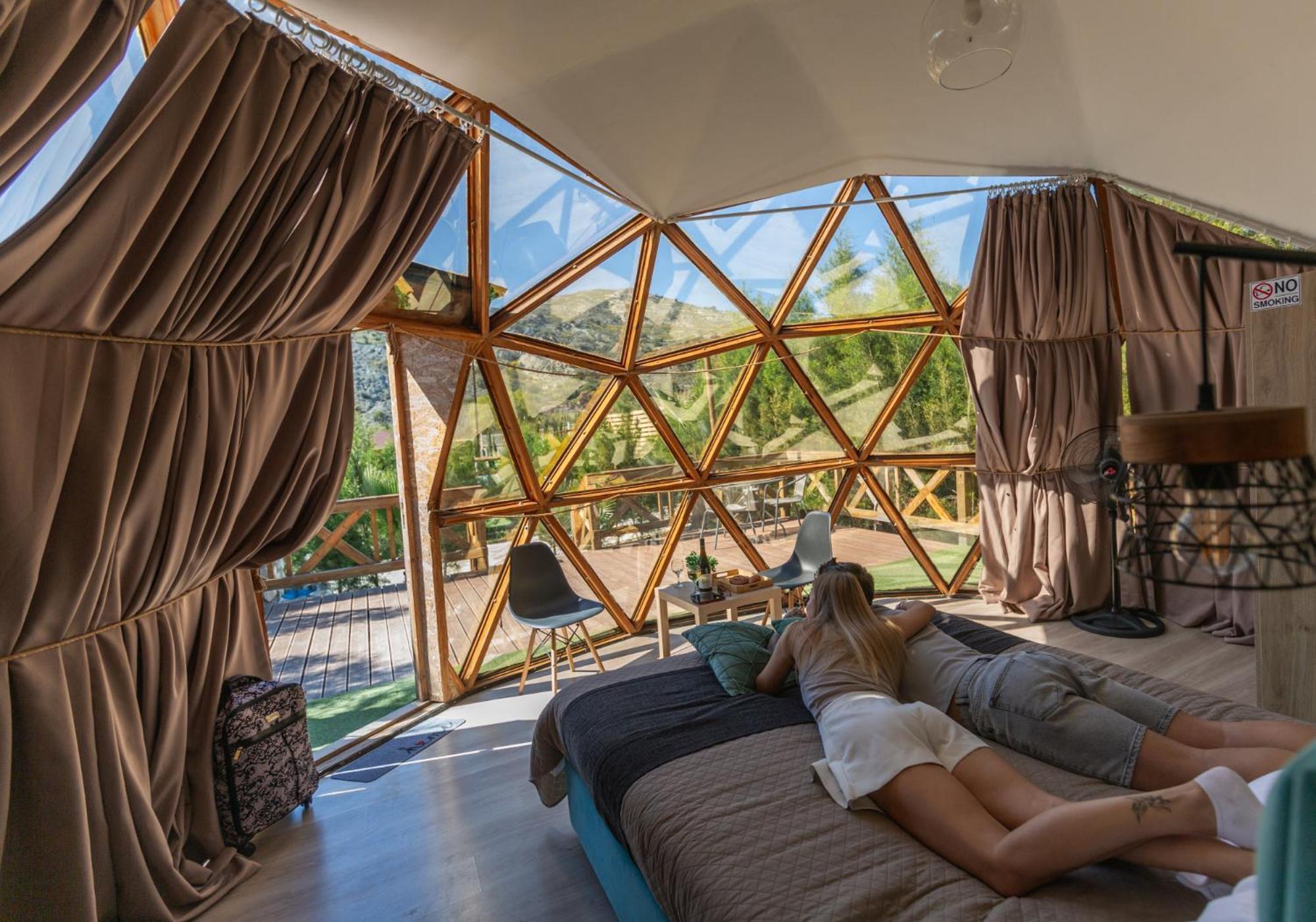 ホテル Amazing Cyprus Glamping Domes - Glamping Cyprus パ フォス エクステリア 写真